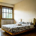 Appartement Ampio Con Vista Monti Wi-fi Veloce, Self Check-in, Vicino Stazione E Centro Arezzo