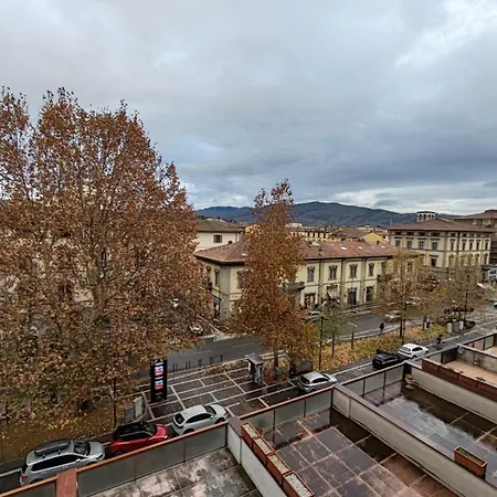 Ampio Con Vista Monti Wi-fi Veloce, Self Check-in, Vicino Stazione E Centro Apartment