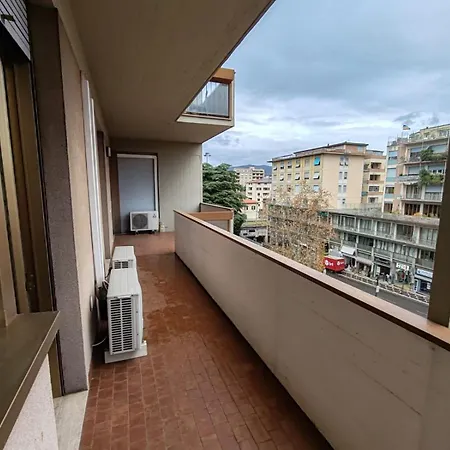 Ampio Con Vista Monti Wi-fi Veloce, Self Check-in, Vicino Stazione E Centro Apartment *