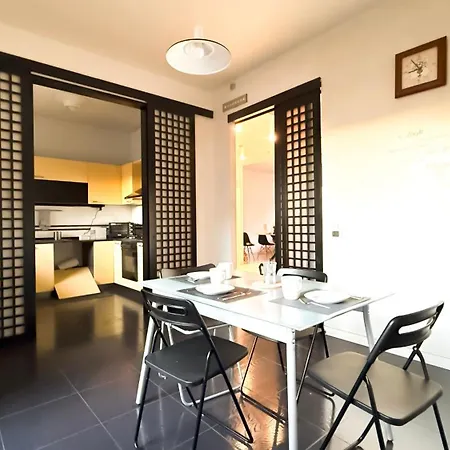 Appartement Ampio Con Vista Monti Wi-fi Veloce, Self Check-in, Vicino Stazione E Centro