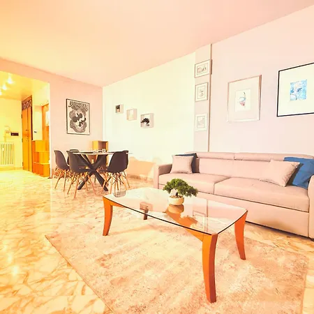 Ampio Con Vista Monti Wi-fi Veloce, Self Check-in, Vicino Stazione E Centro Appartement *